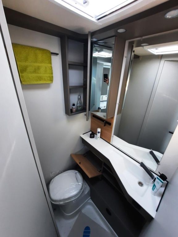 Fahrzeugabbildung Bürstner B66 490 TL Verfüg./Sparen Sie 3.630,- €