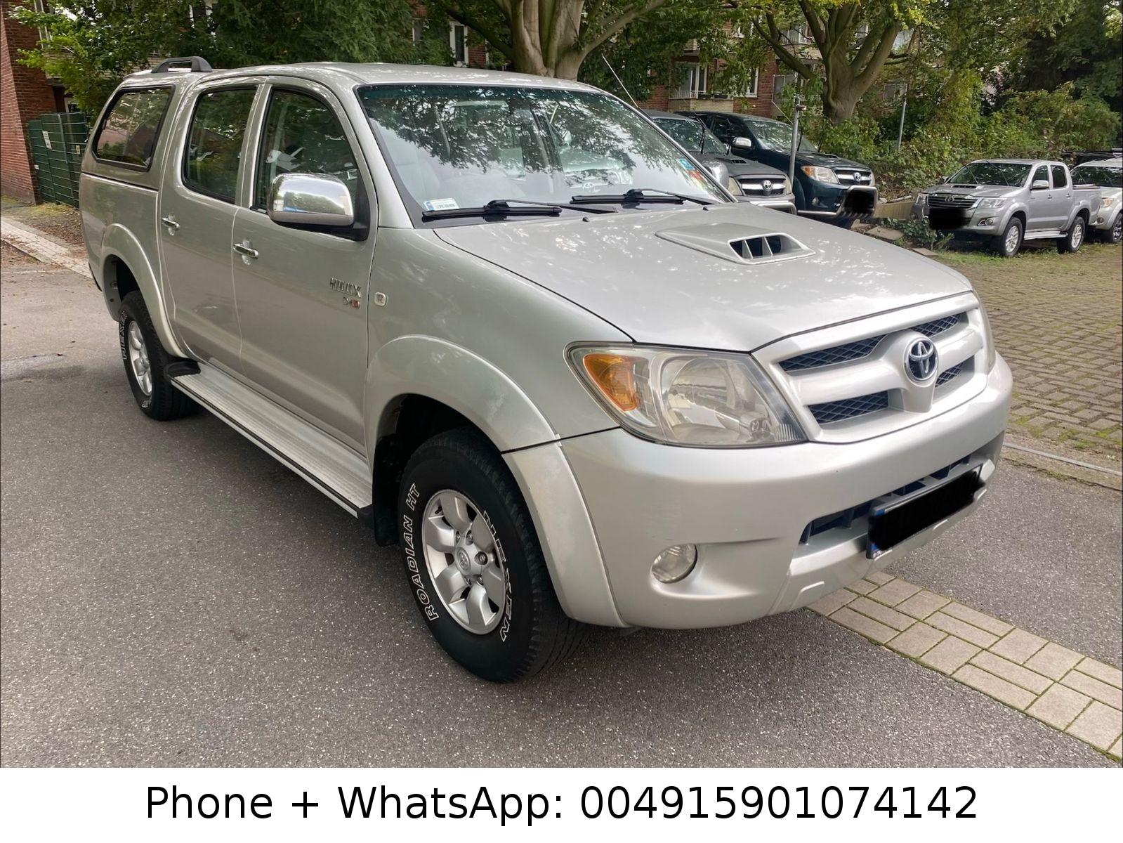 Toyota Hilux 2008 — rear view