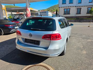 Volkswagen Passat Variant - 4