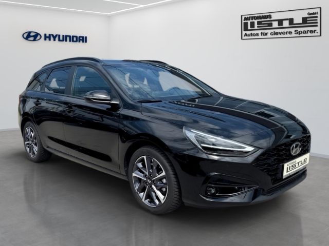 Fahrzeugabbildung Hyundai i30 FL Kombi (MY25) 1.5 T-GDI (140 PS) 48V 7-DCT