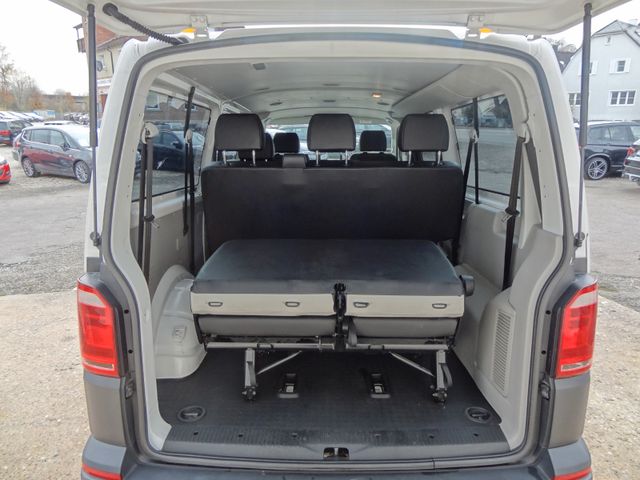 Fahrzeugabbildung Volkswagen T6 Transporter/Kombi lang/AHK/58.500Km/9 SITZER