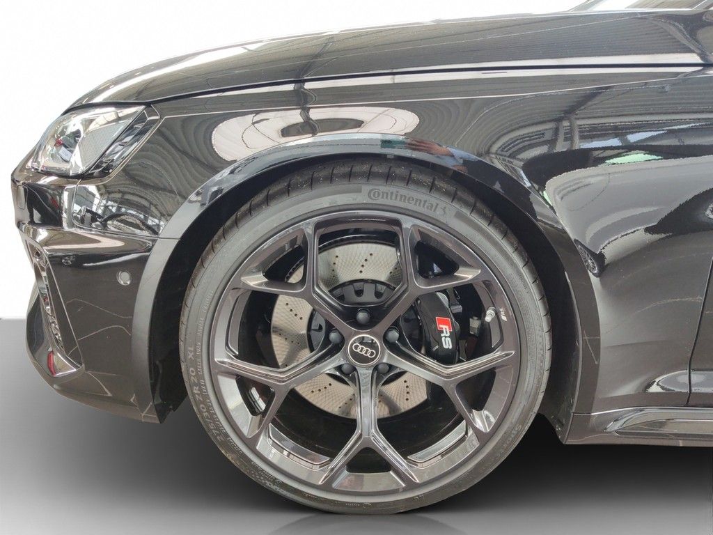 Audi RS4 - Bild 19