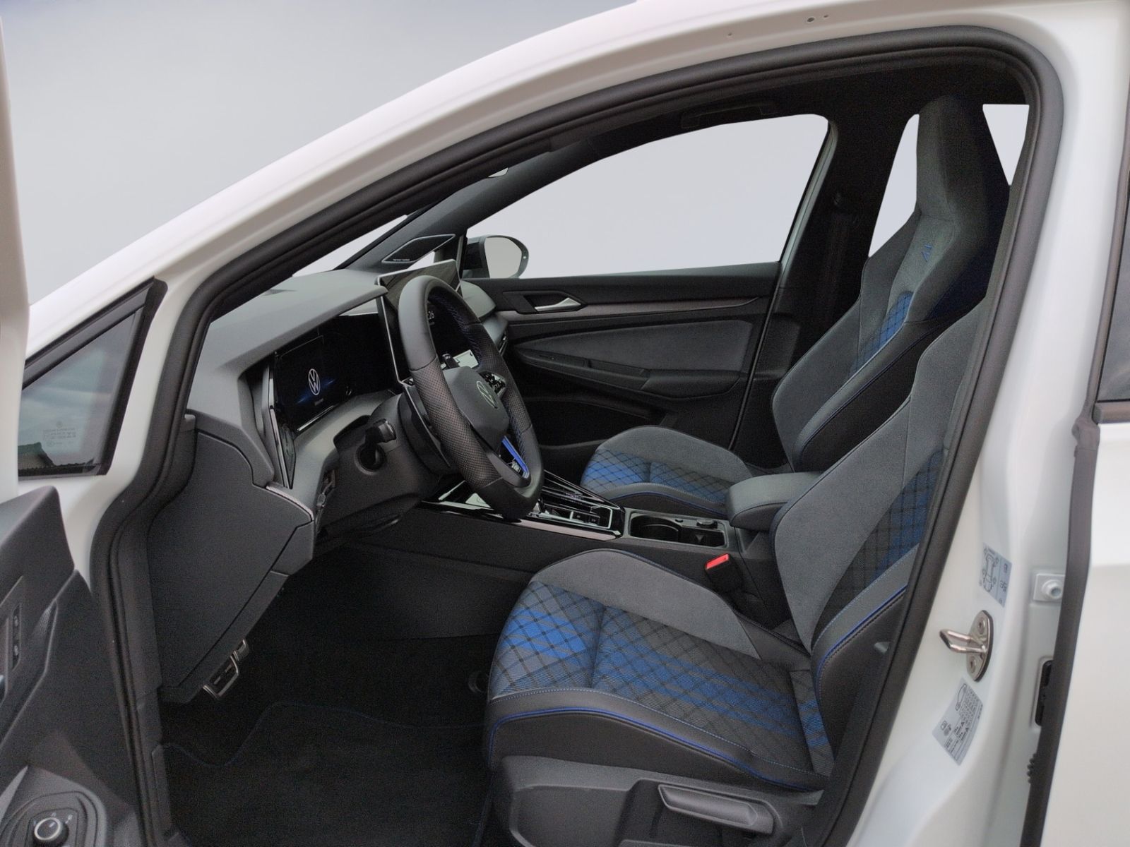 Golf R BLACK EDITION  AKRA+PANO+DCC+H&K+MATRIX+