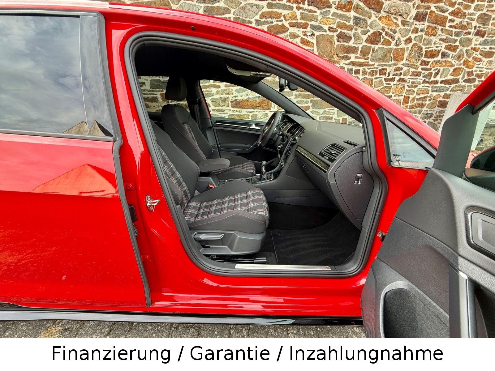 Volkswagen Golf VII Lim. GTI BMT