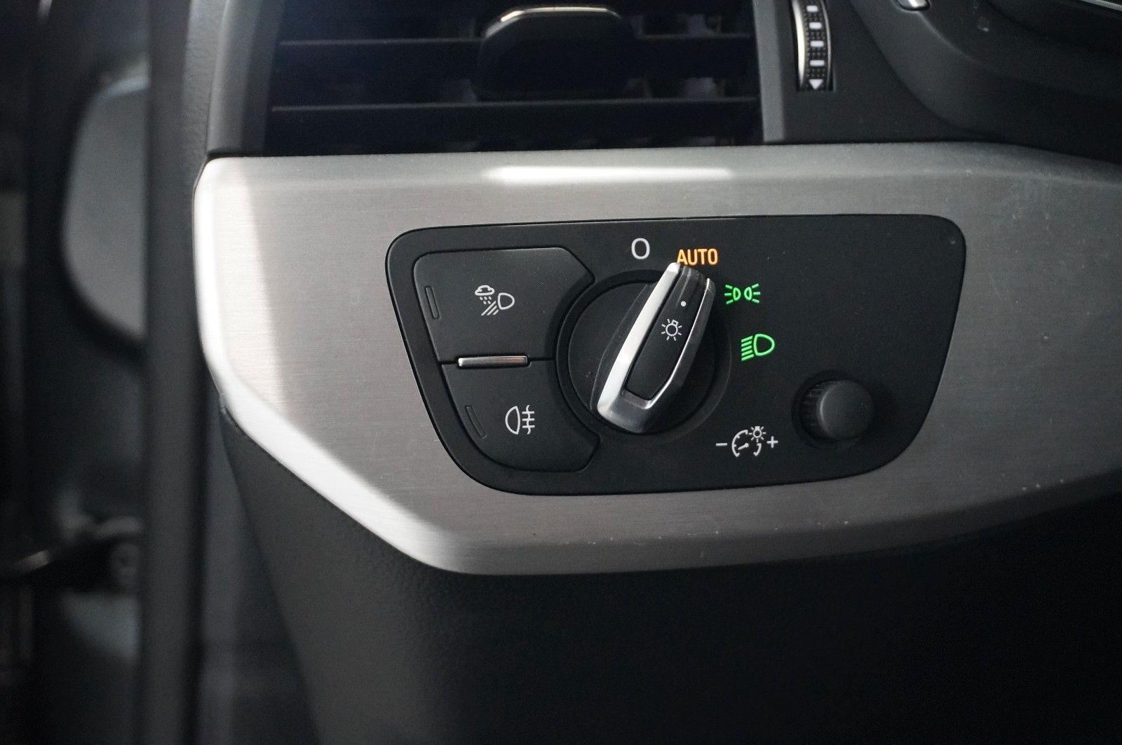 Fahrzeugabbildung Audi A5 Sportback 45 TFSI QUATTRO S-LINE NAVI/MATRIX