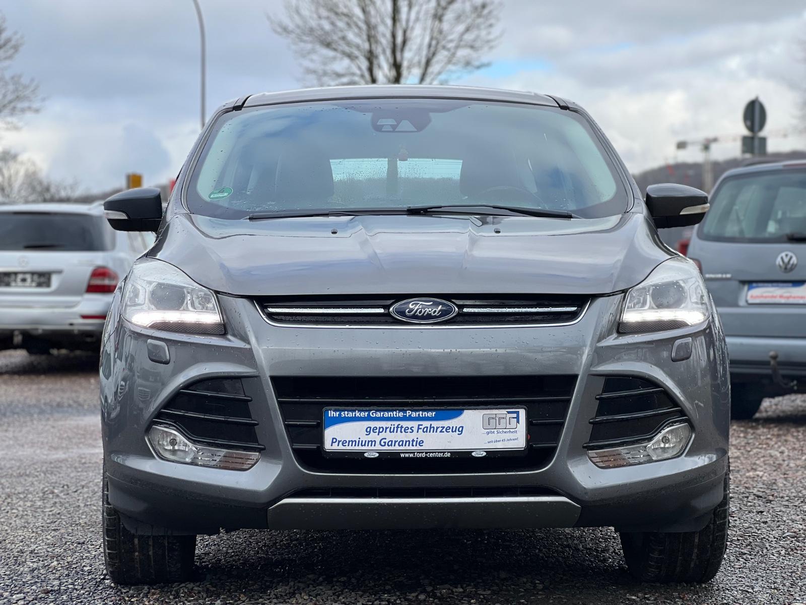 Ford Kuga Titanium 1.6*2.Hand*Bi-Xenon*Navi*PDC*AHK