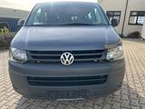 Volkswagen T5 Transporter Kasten-Kombi Kombi - Volkswagen T5: 9 Sitzer