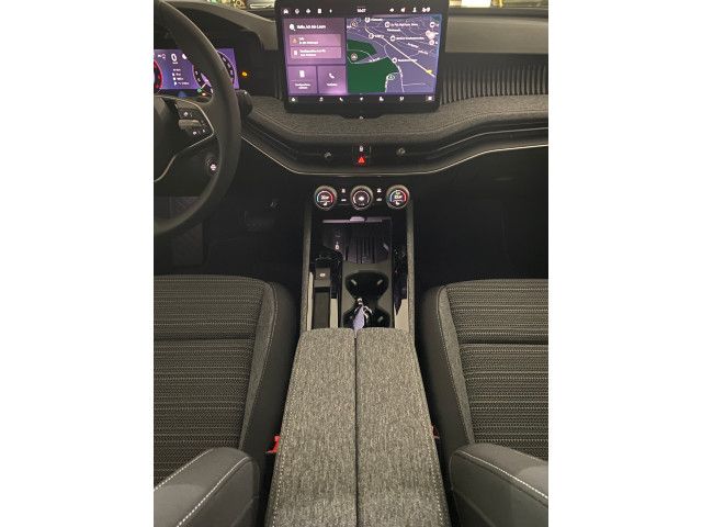 Superb Combi Selection 2.0 TDI DSG AHK+NAVI