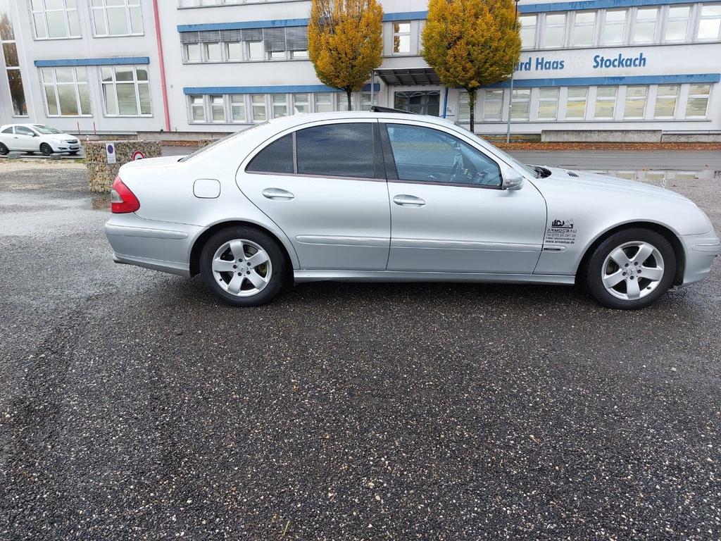 Mercedes-Benz E 320