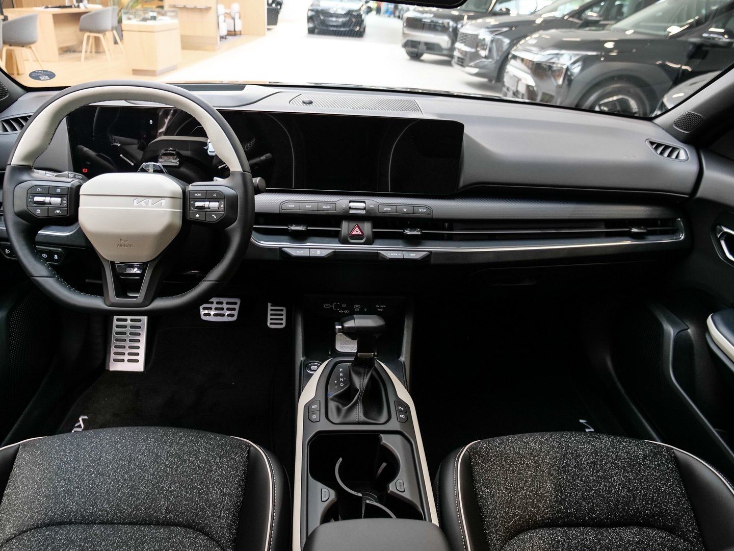 Kia K4 - Bild 12