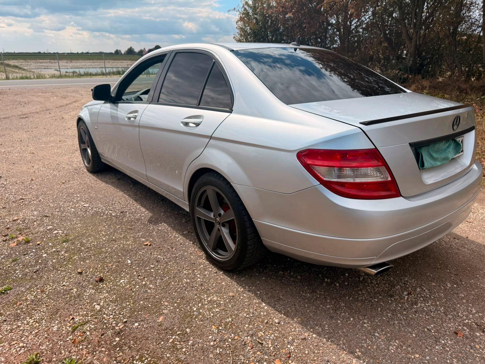 Mercedes-Benz C 220