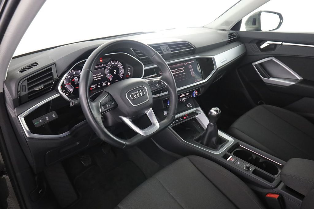 Image of Audi Q3