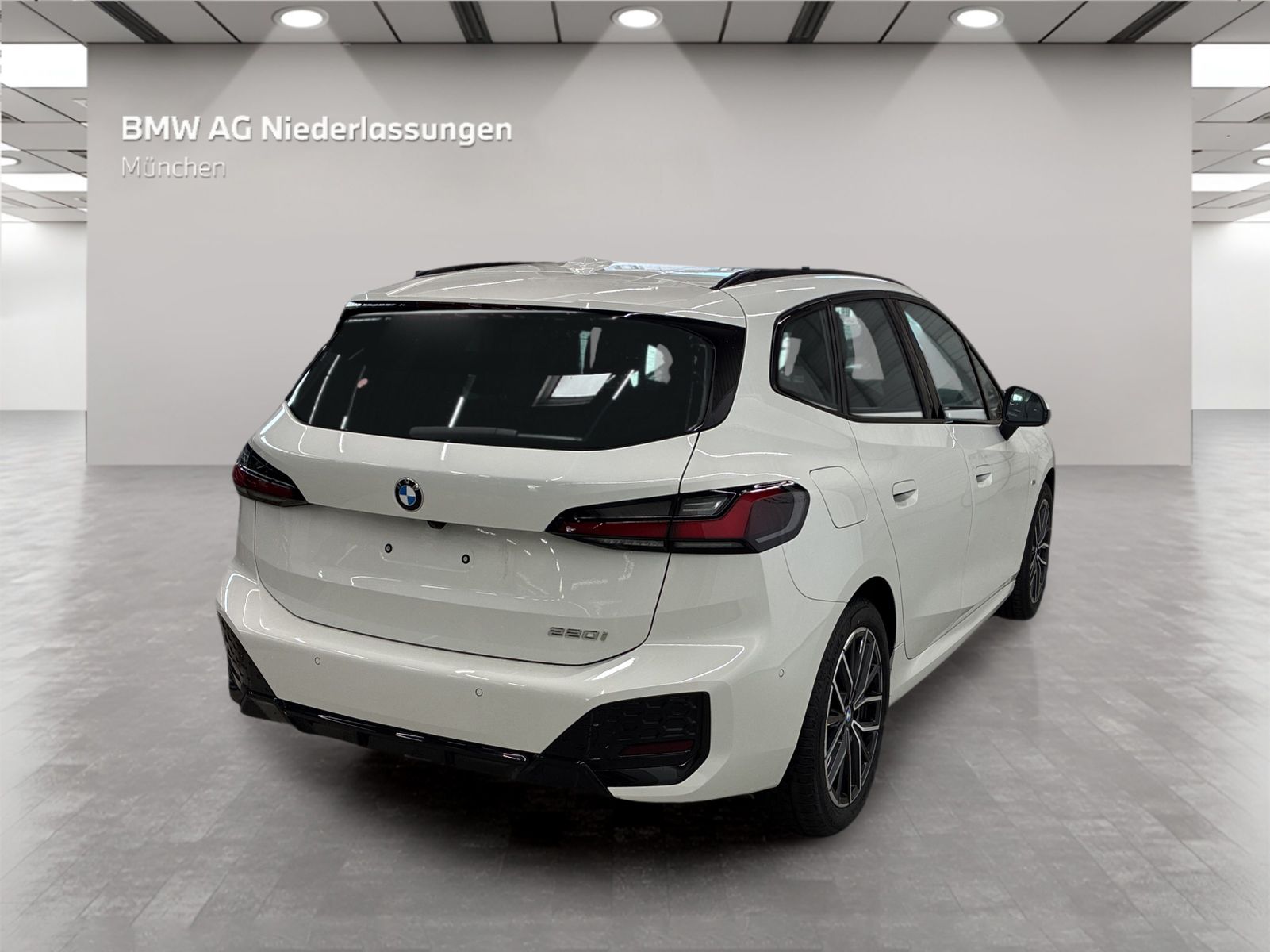 BMW 220 Active Tourer - Bild 4