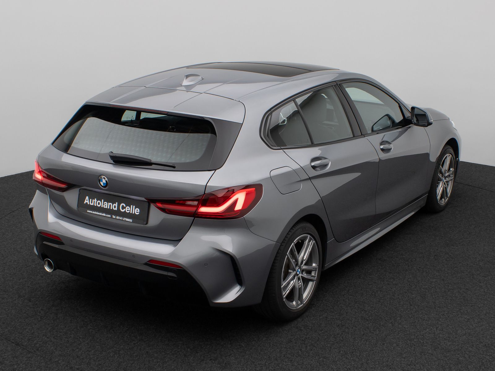 Fahrzeugabbildung BMW 118i M Sport DAB Panorama HiFi Adapt.LED Leder