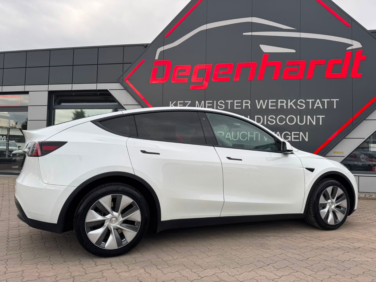 Tesla Model Y RWD Matrix LED Leder FSD SOH 95 foto 10