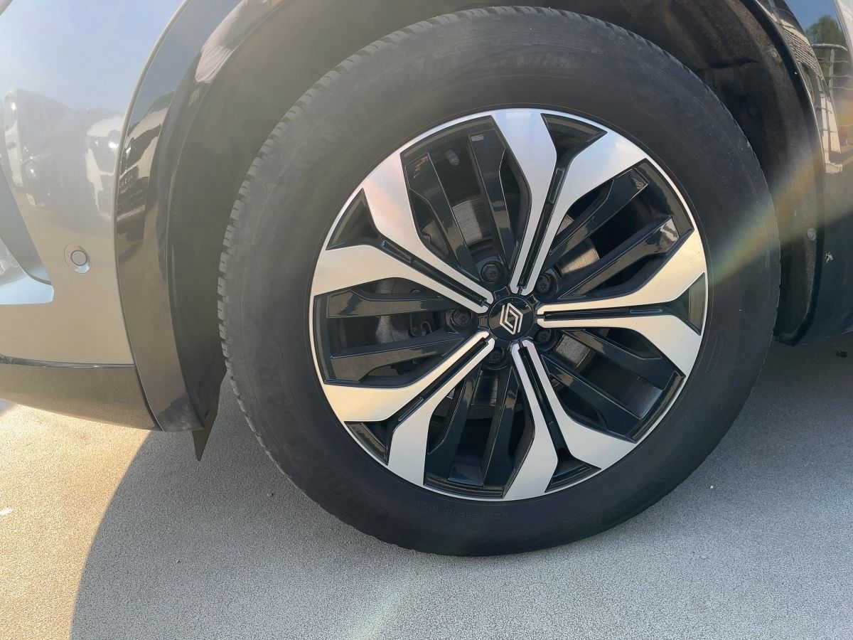 Fahrzeugabbildung Renault Austral Techno 160 Aut. el. Heckkl. WSSbeh. SHZ