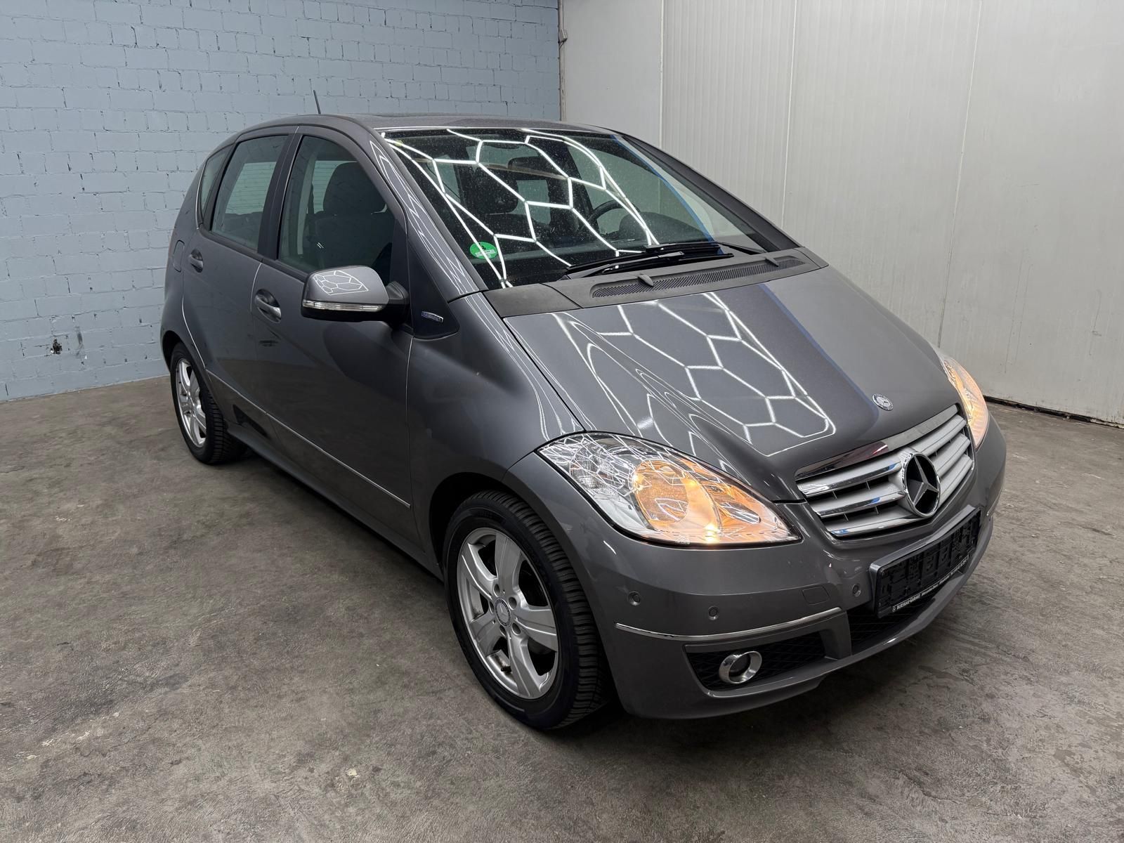 Mercedes-Benz A 160 BlueEFFICIENCY  PANORAMA | KLIMA | PDC – Gebrauchtwagen bei reiner Kauf