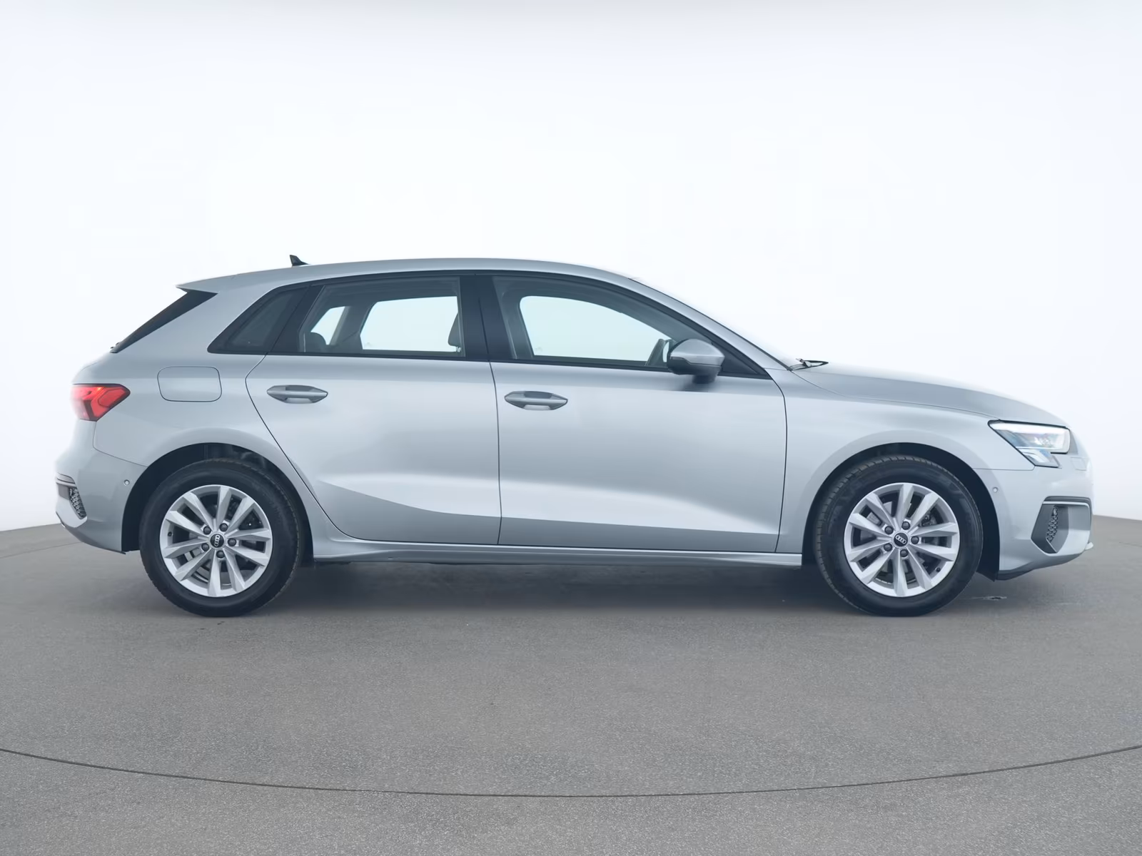 Audi A3 Sportback Navi CarPlay LED SHZ Bremsassistent, миниатюра 5