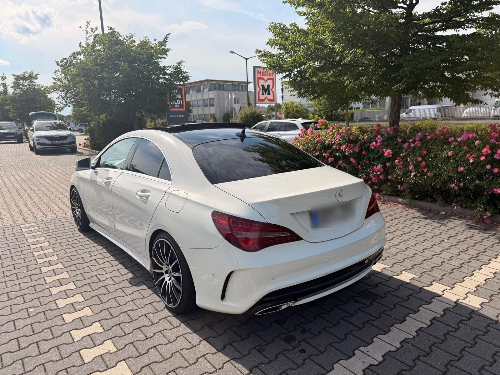MERCEDES-BENZ Mercedes CLA 200 Coupé 163 PS Apple Car Play