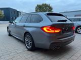 BMW 520d Tour M Sport LED+ HUD KAM INNO DRIVING ASSI - mit Diesel-Antrieb: Elektrische Wegfahrsperre, Kombi, mit Klimaautomatik