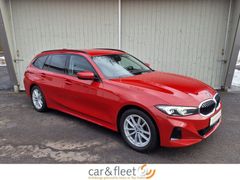 Fahrzeugabbildung BMW 320dA xDrive Touring Navi LED SiHz Tempo PDC AHK