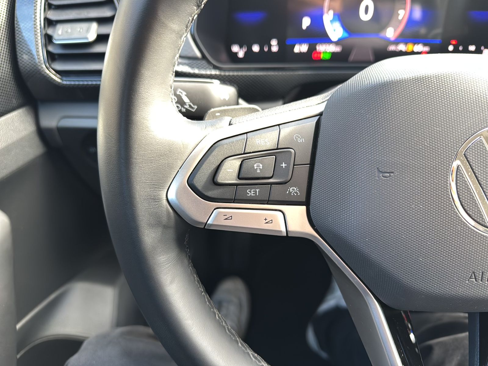 T-Cross Life 1.0 TSI, IQ.Drive, ACC, Navi, LED,