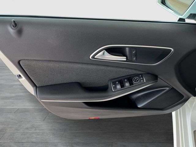 A 180 Bluetooth Navi Klima Einparkhilfe
