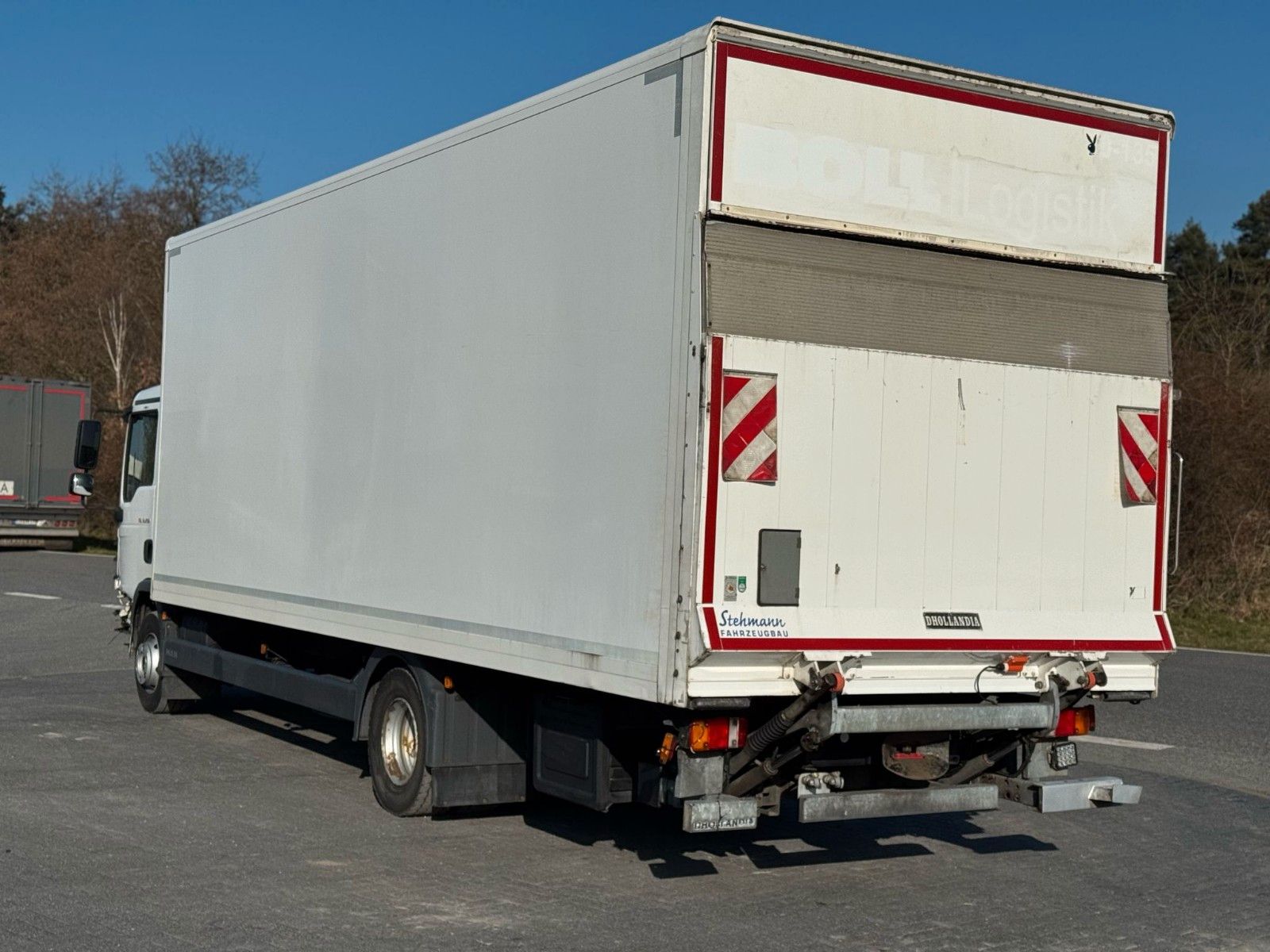 Fahrzeugabbildung MAN TGL 12.250 Koffer mit Ladebordwand AHK Seitentür