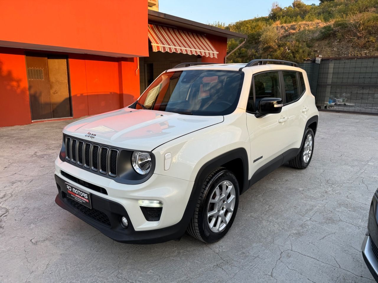 Jeep Renegade 1.6 Mjt 130 CV Limited imagem 3
