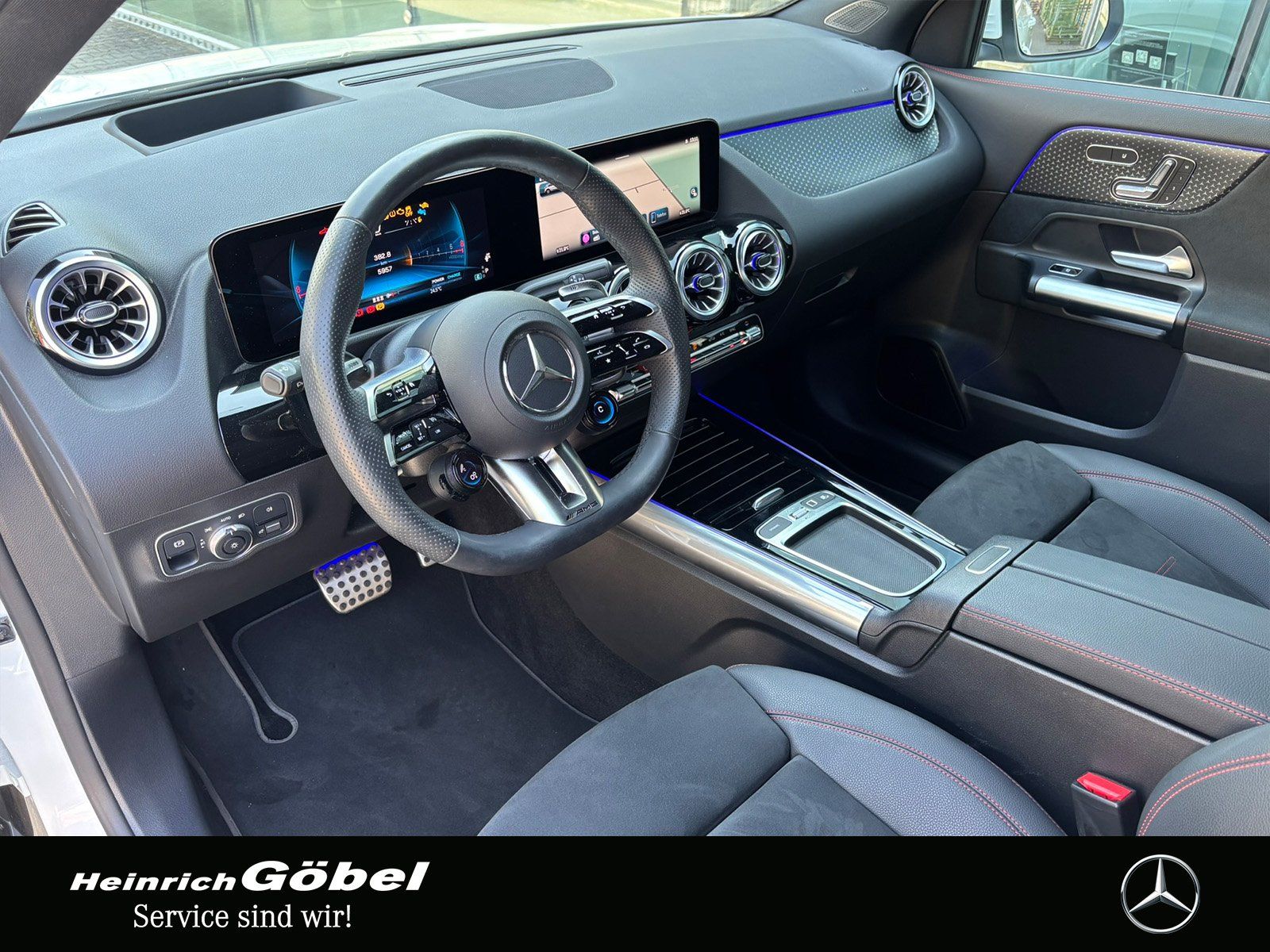 Fahrzeugabbildung Mercedes-Benz AMG GLA 35 4M*HUD*PANO*MEMORY*360°KAMERA*21ZOLL