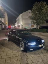 BMW E36 Cabrio 325i M50b25tu - BMW 325 aus 1993: 325i