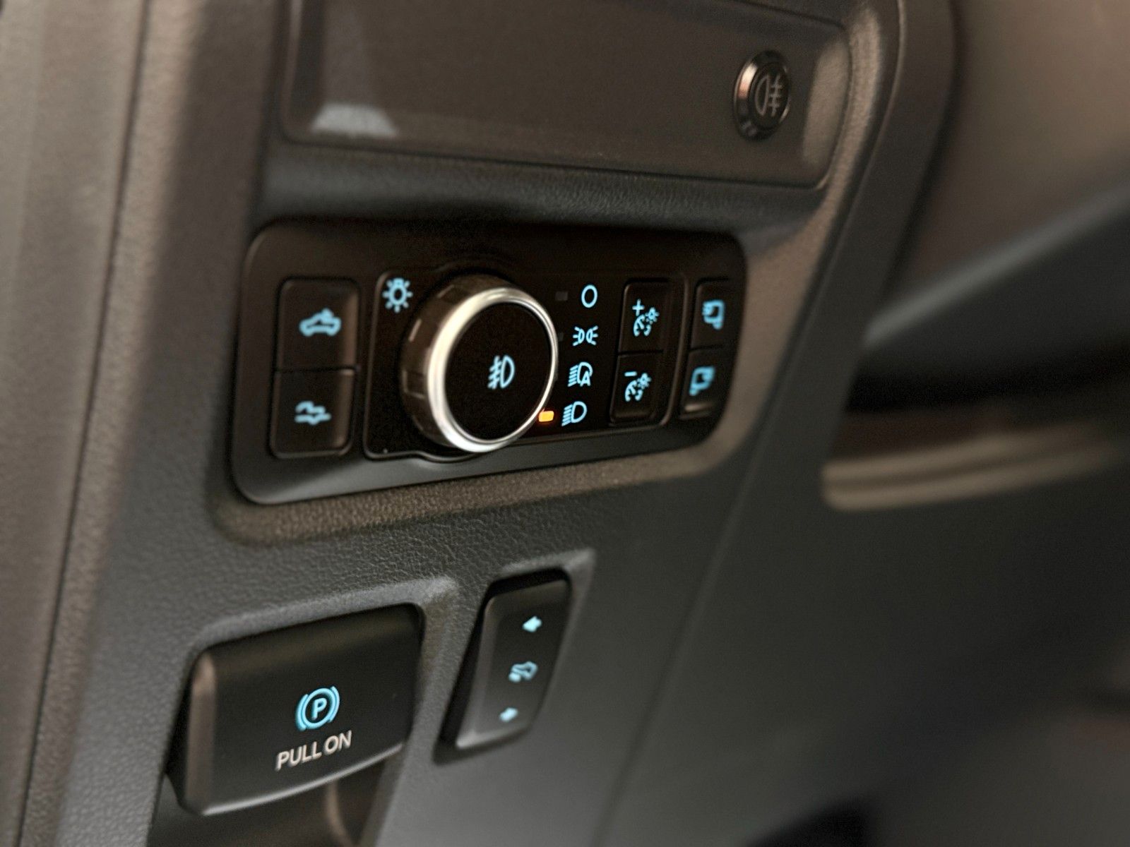 Fahrzeugabbildung Ford F-150 RAPTOR  EcoBoost®  3.5L V6 *MY25*