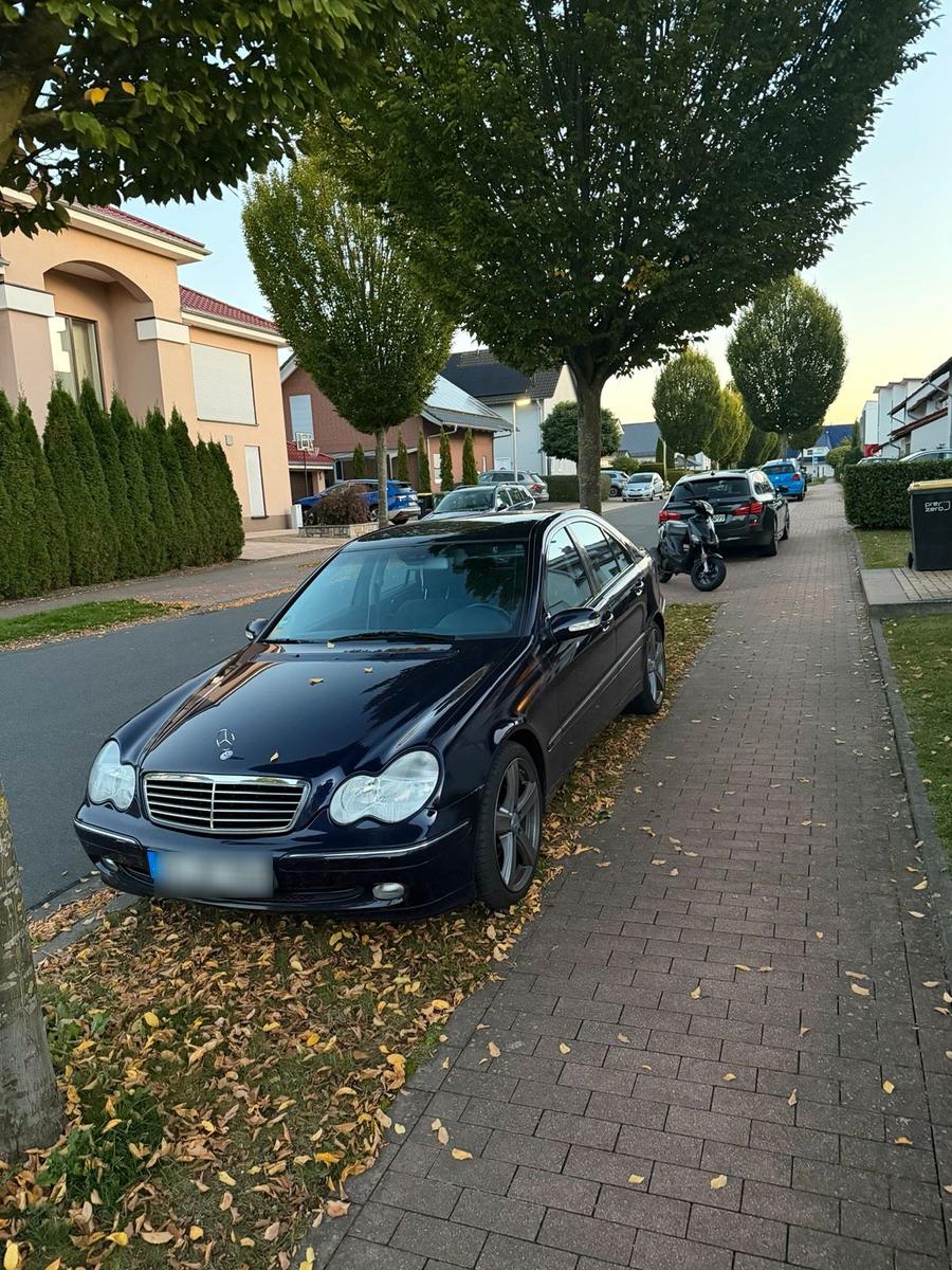 Mercedes-Benz C 200