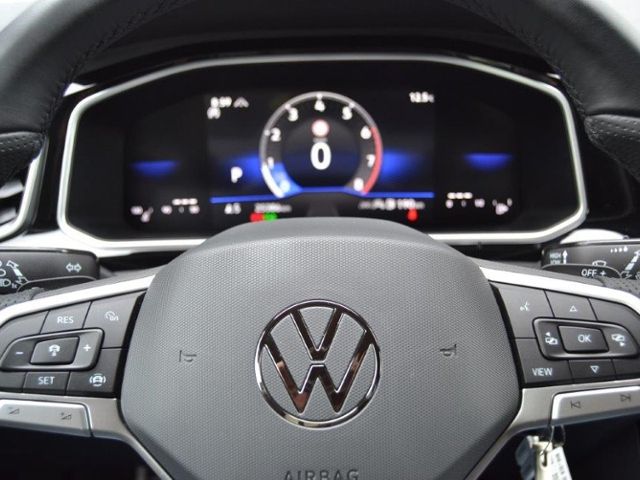 T-Roc 1.5 TSI DSG R-Line AHK/LED-PLUS/NAVI+VZE/B