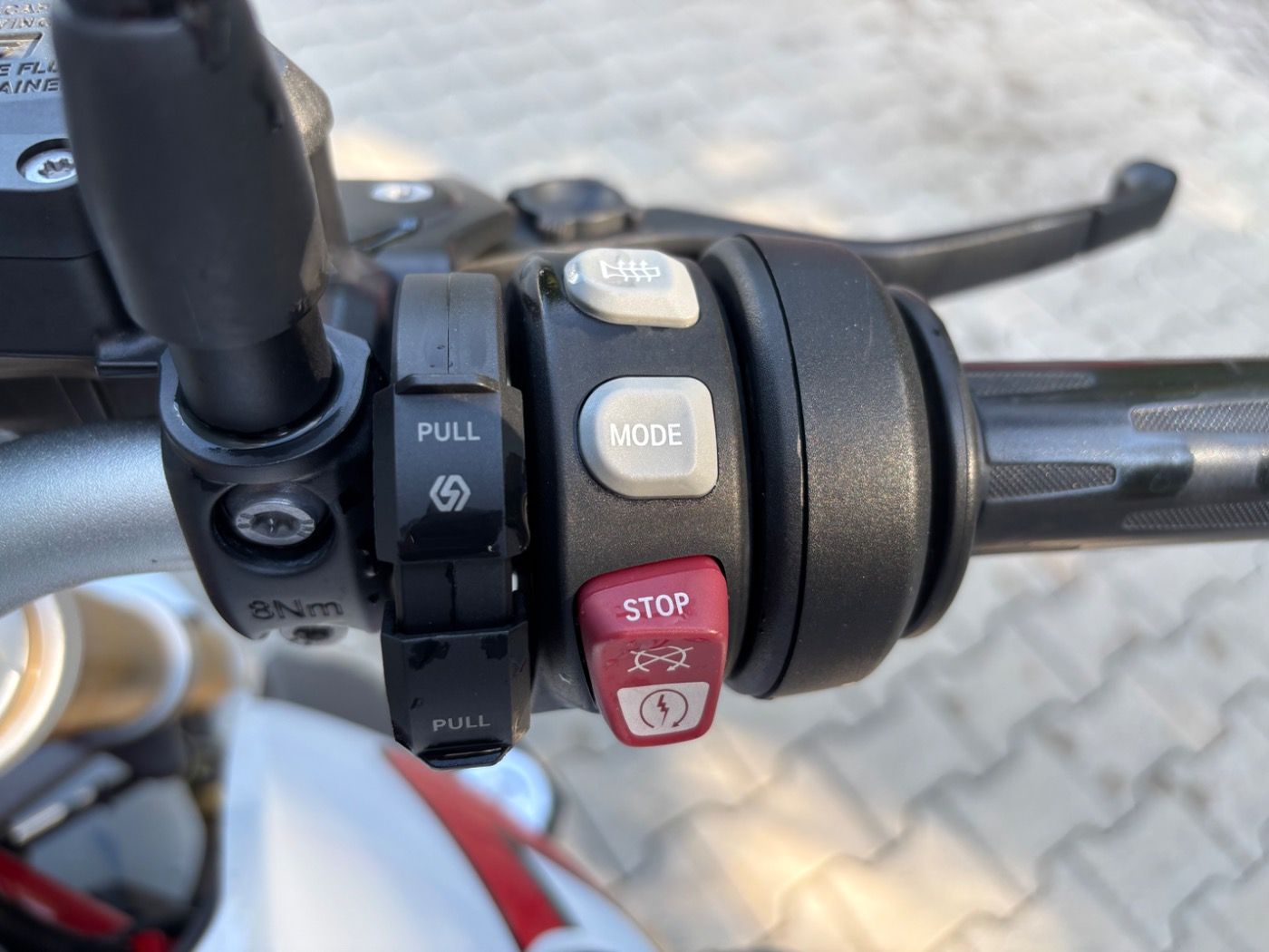 Fahrzeugabbildung BMW R 1200 R Dynamik-Paket