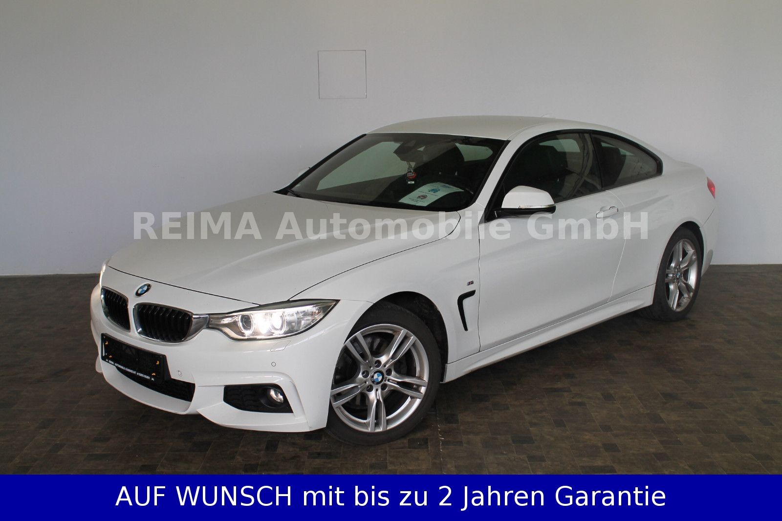 Fahrzeugabbildung BMW 428 i xDrive Coupe, M-Sportpaket, Kamera