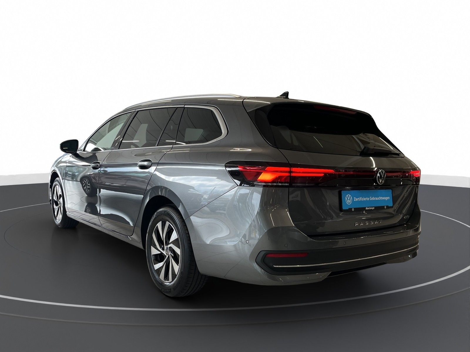 Volkswagen Passat Variant 1.5 eTSI Business DSG AHK LED LM foto 2