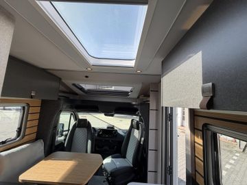 HYMER  ERIBA  HYMERCAR ML-T CrossOver 570 Winterpaket Leder TV