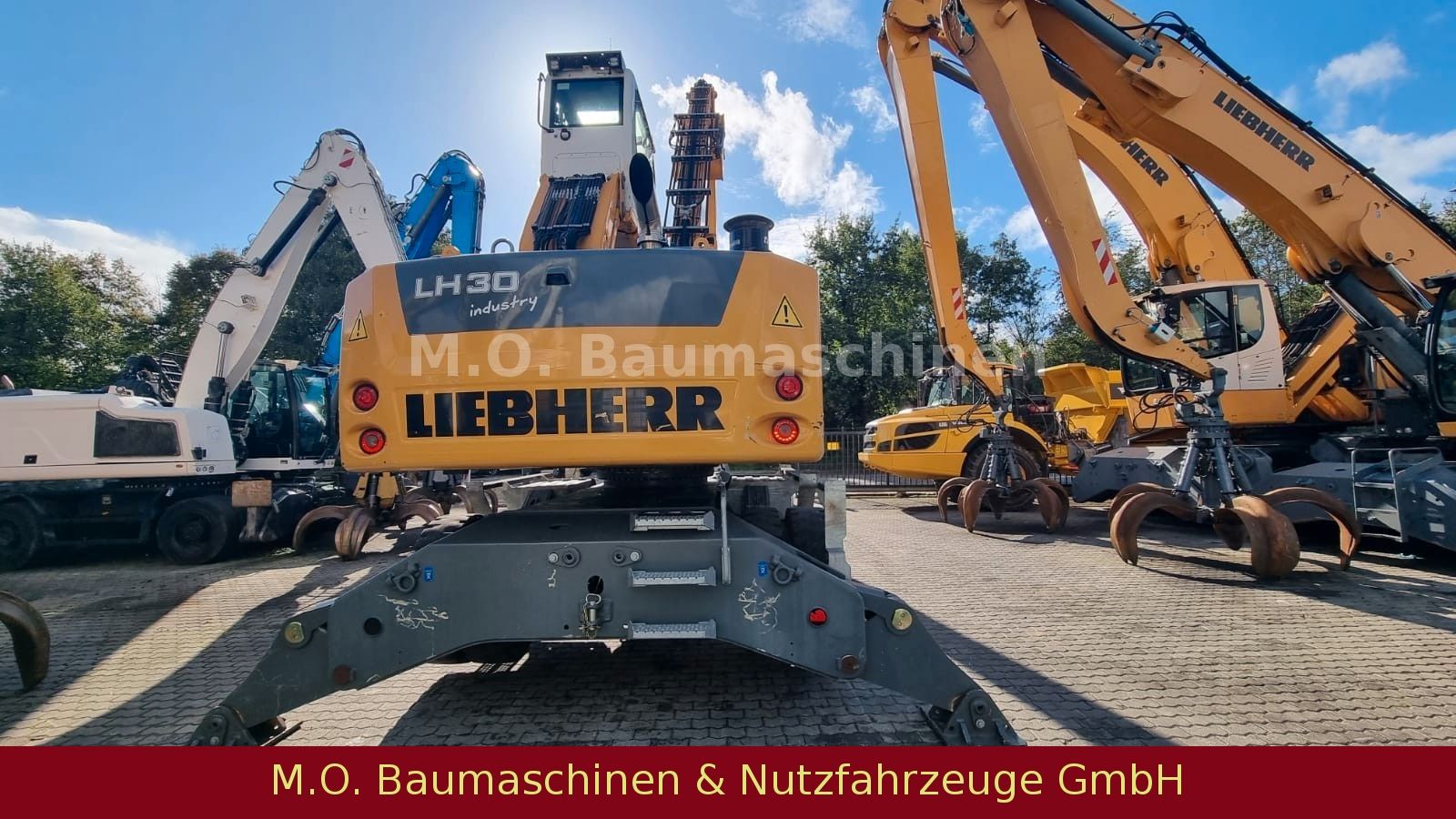 Fahrzeugabbildung Liebherr LH 30 M Litronic IV / AC / Polypgreifer /