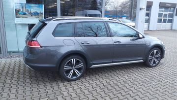 Fahrzeugabbildung Volkswagen Golf VII Variant Alltrack DSG 4Motion NAVI LED