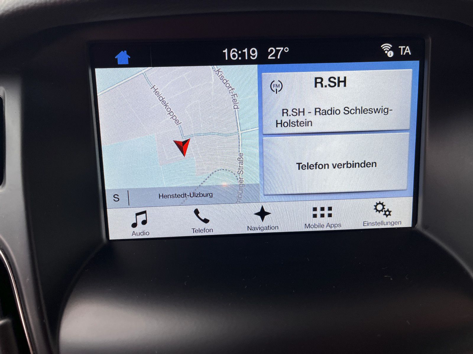 Fahrzeugabbildung Ford Focus Turnier ST-Line 1.5 Turbo Automatik