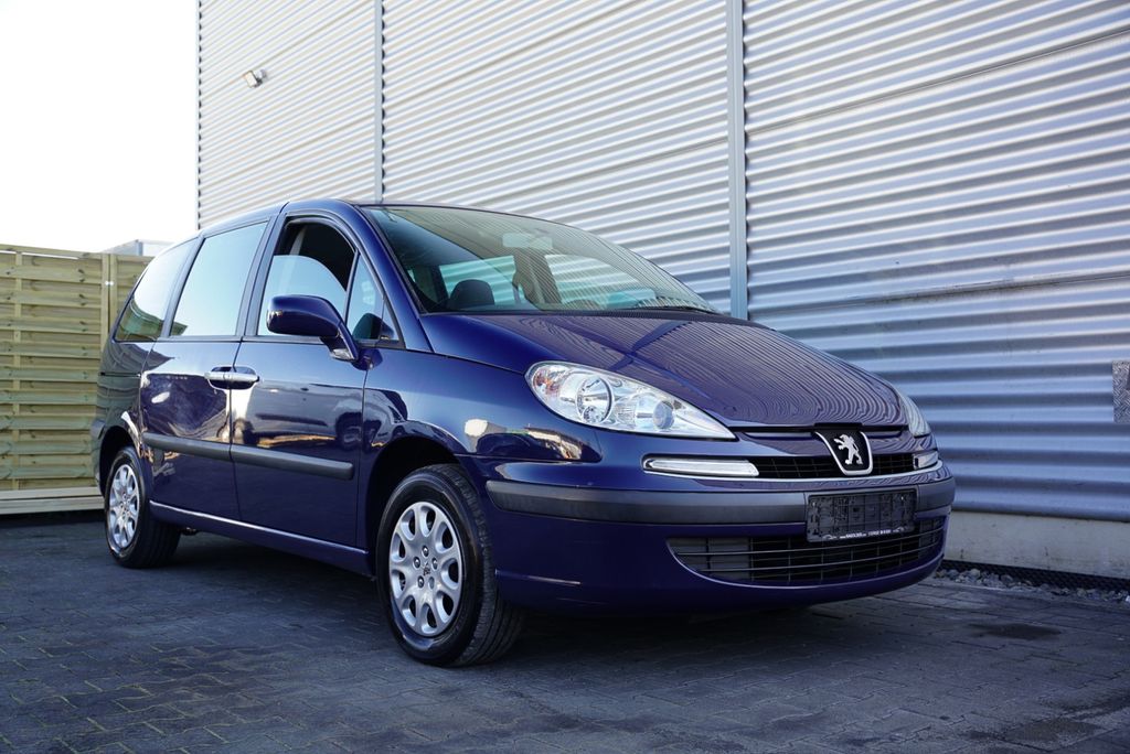 Peugeot 807