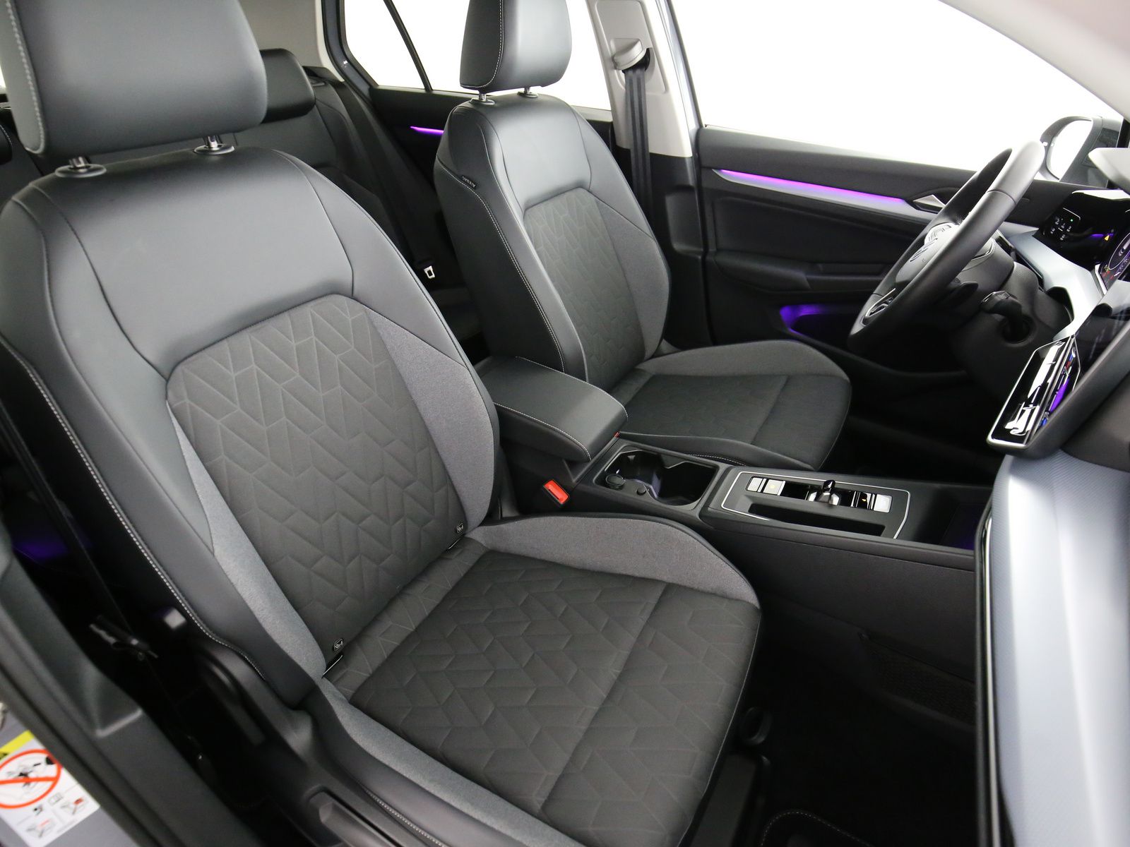 Volkswagen Golf - Bild 18