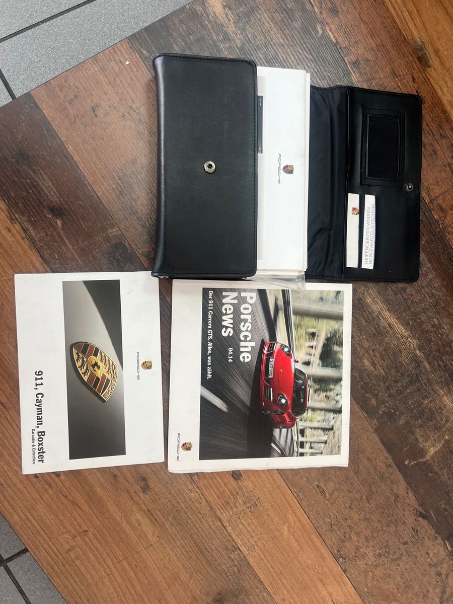 Fahrzeugabbildung Porsche 911 Carrera Coupe