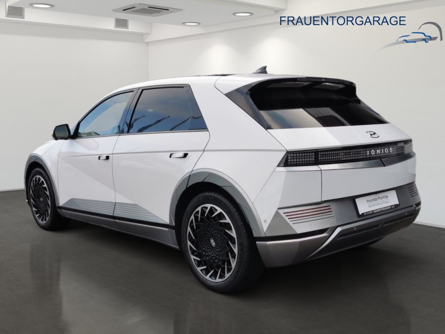 Fahrzeugabbildung Hyundai IONIQ 5 Uniq Elektro, inkl. 20 Zoll Felgen, HUD