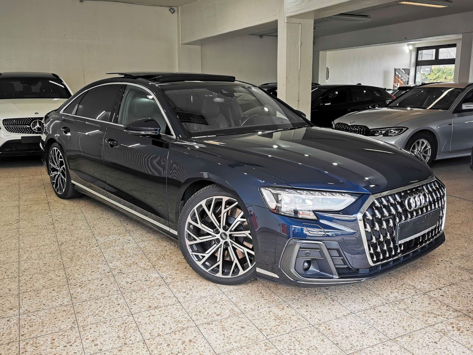 Audi A8 60 TFSIe LANG S-LINE | GARANTIE PLUS bis 2027 foto 3