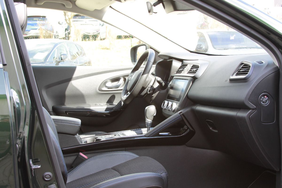 Fahrzeugabbildung Renault Kadjar LIMITED Deluxe TCe 140