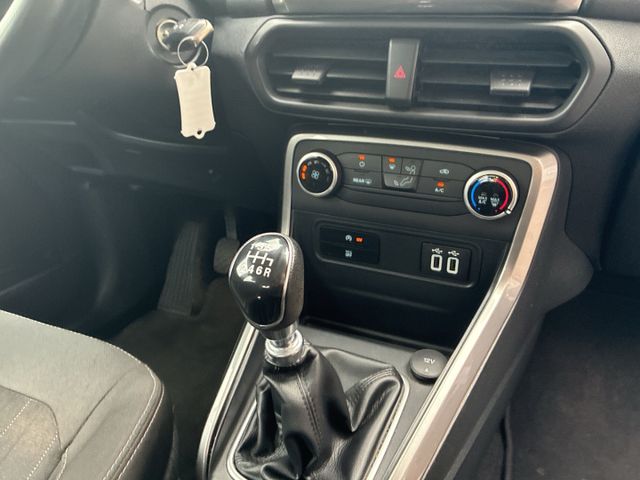 Ford EcoSport Cool&Connect LED+DAB+ AppleCarPlay+Temp