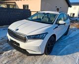 Skoda Enyaq iV50 / 100kW Ladeleistung / Alufelgen - Skoda Enyaq von privat