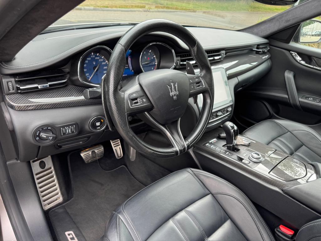 Maserati Quattroporte